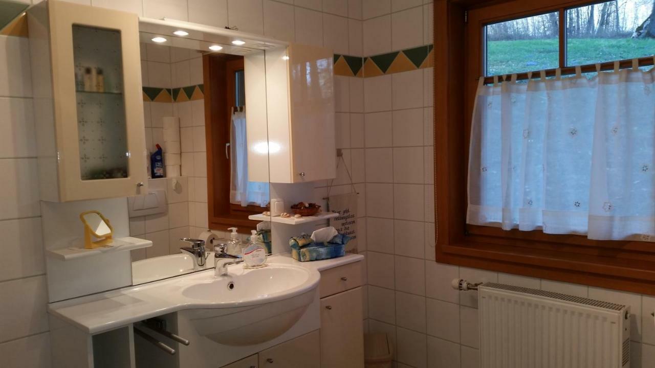 Ferienwohnung Nostalgie Ehrenhausen Luaran gambar